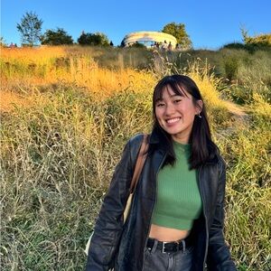 Meet your Posher, Alicia